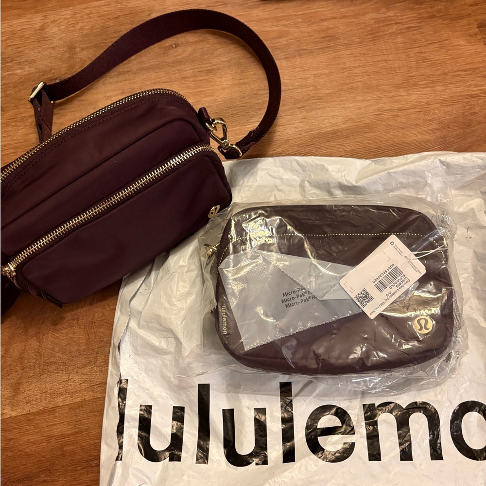 Lululemon Everywhere Crossbody Bag 2L Black Plum with Gold Metal Hardware *New*